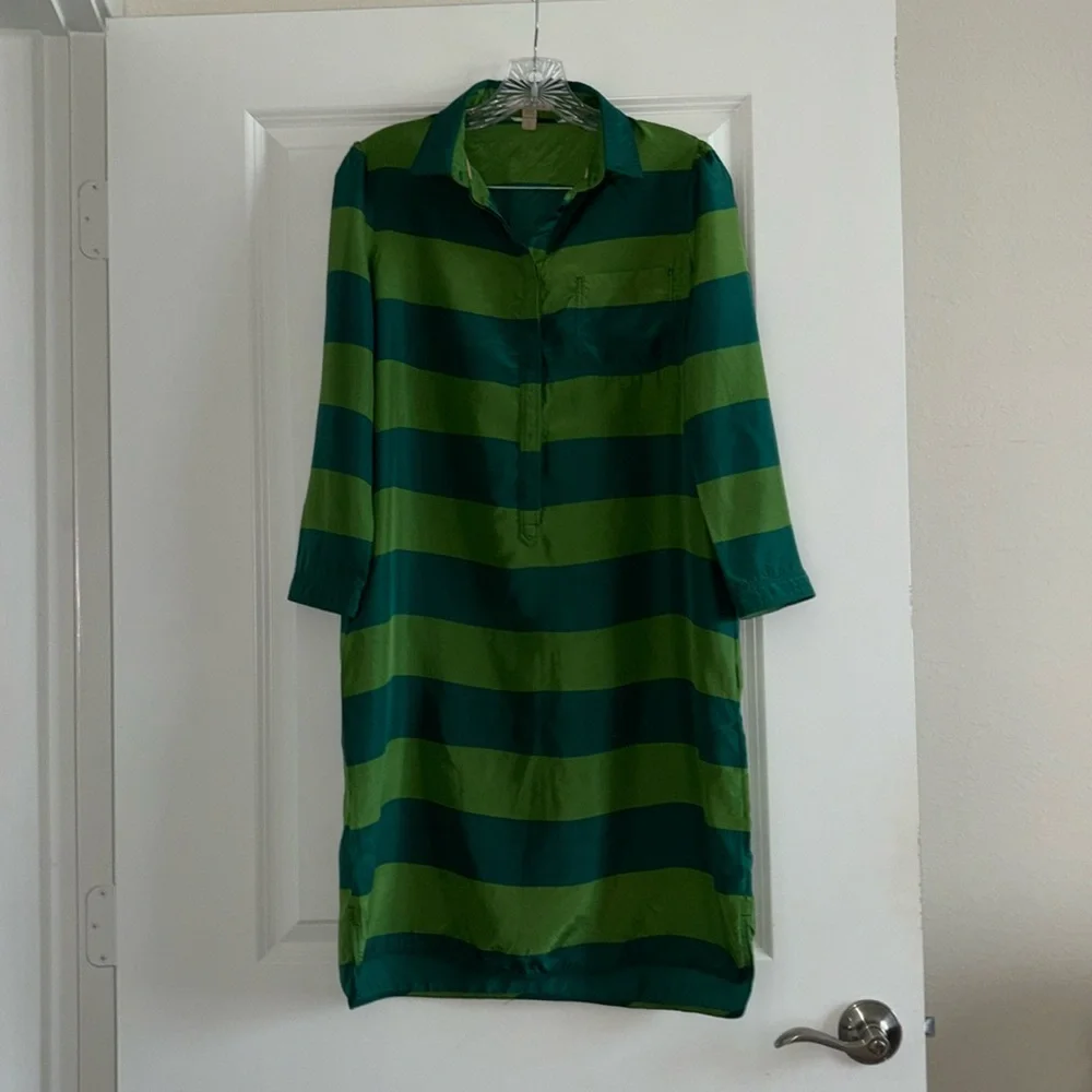 Burberry Women’s Silk Shirt Dress Size 4 Green Striped with Pockets No Belt - Picture 3 of 7